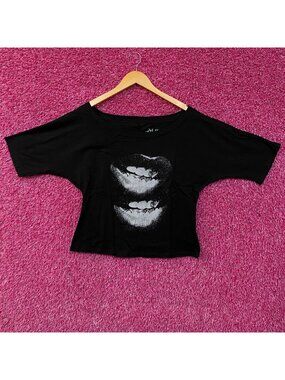 Beyoncé's Blue Ivy Carter (BIC) Loose Crop Medium